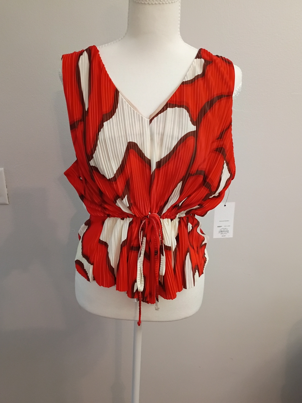 Nine West Red and White Pleated Drawstring Waist Blouse